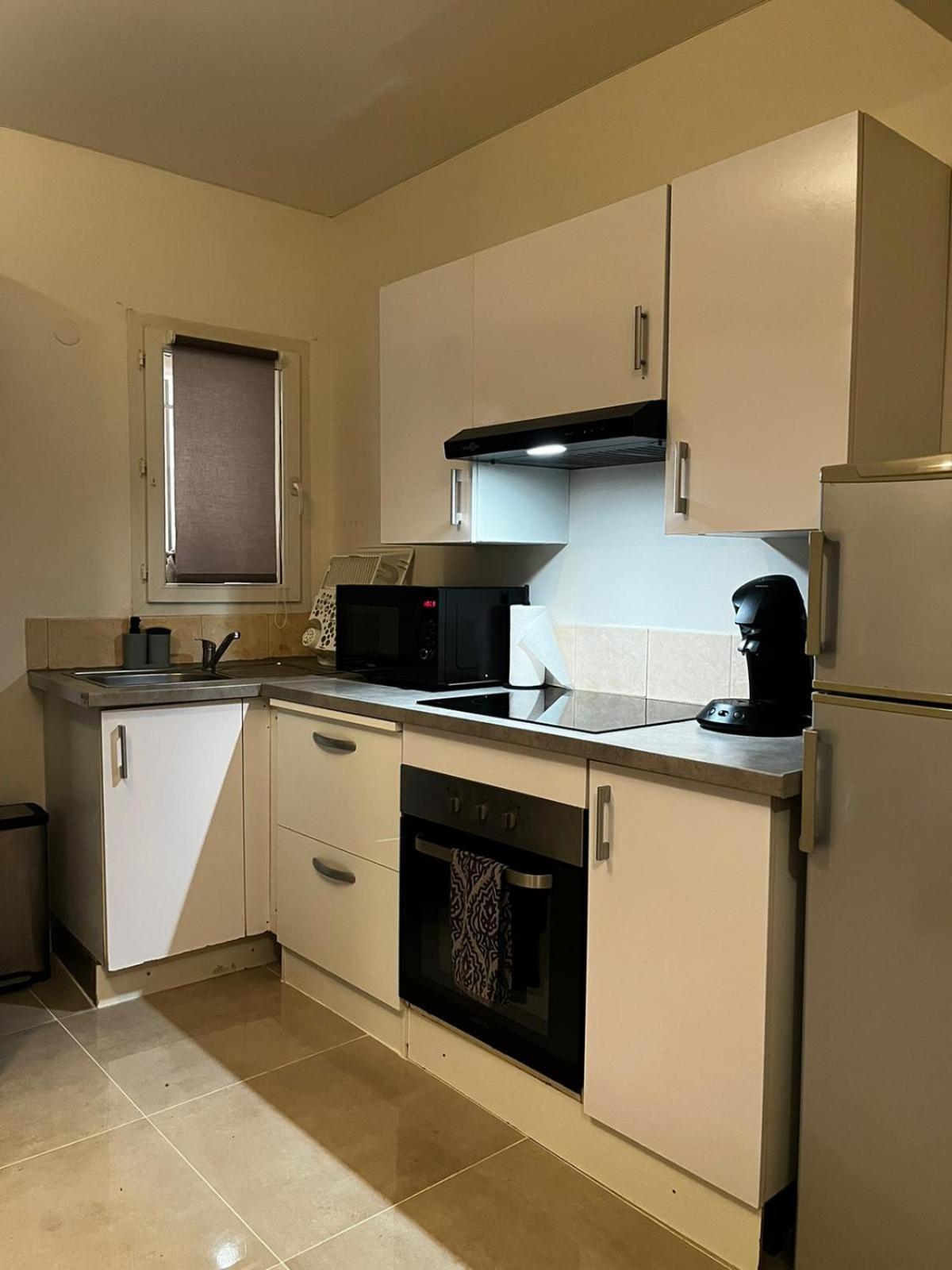 Appartement Des Carmes Nîmes Buitenkant foto