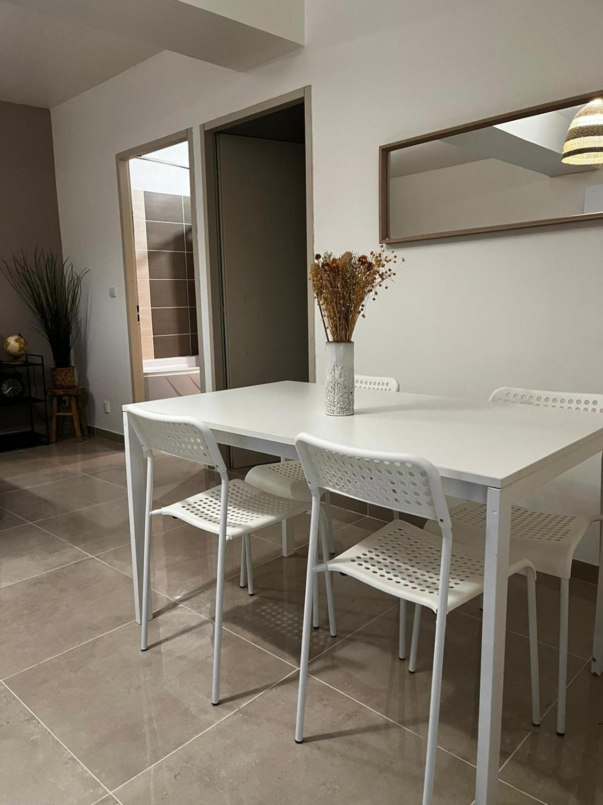 Appartement Des Carmes Nîmes Buitenkant foto