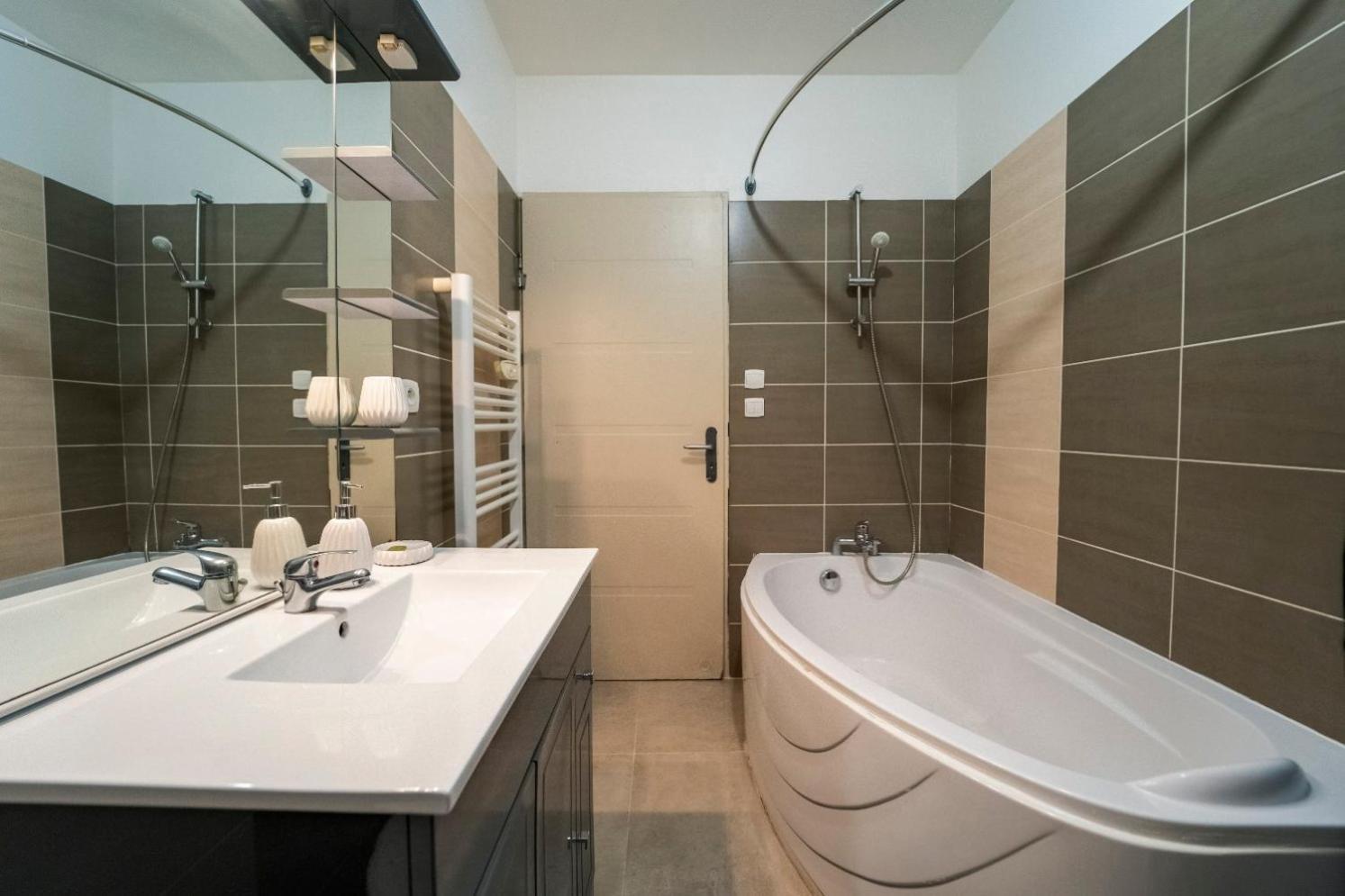 Appartement Des Carmes Nîmes Buitenkant foto